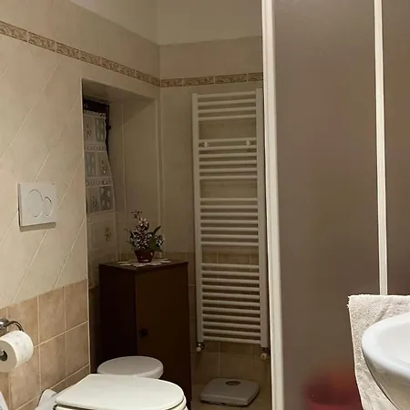 La Casa Di Nonna Nel Piazzalino Siena Crete Senesi דירה אסיאנו