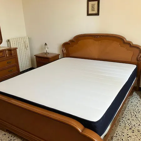 La Casa Di Nonna Nel Piazzalino Siena Crete Senesi אסיאנו